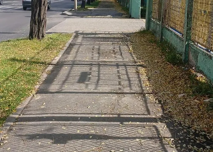 Cozy East-side Apartament *